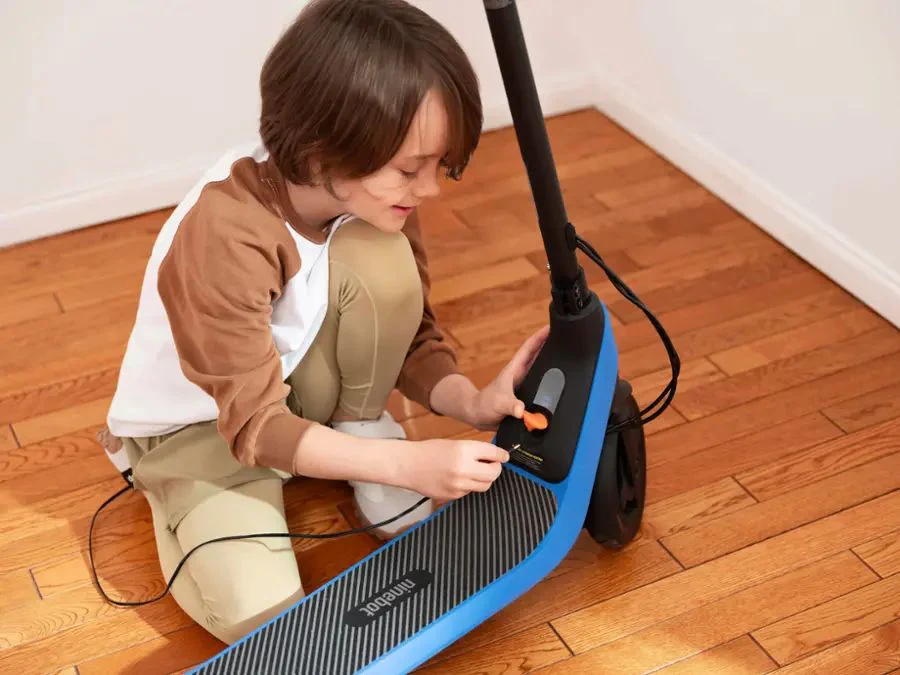 Segway - C2 Lite Kids Kick Scooter w/ up to 5.6mi Range & 9.9 mph Max Speed - Blue - 100501U - Image 11