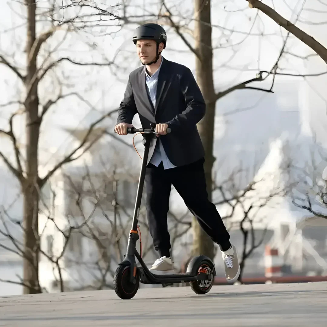 Segway - F30 Scooter w/ 18.6 Max Operating Range & 15.5mph Max Speed - Gray - AA.00.0010.84 - Excellent Condition - Image 8