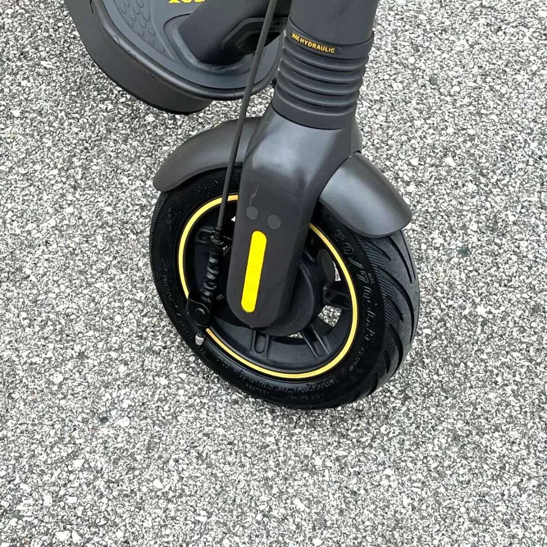 Segway - Max G2 Electric Kick Scooter Foldable w/ 43 Mile Range and 22 MPH Max Speed - Black - Good Condition - Image 7