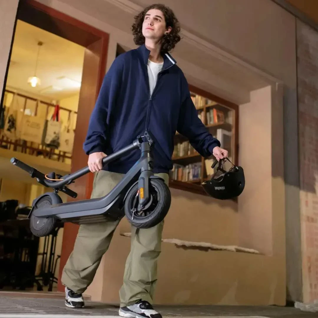 Segway - Ninebot E2 Pro Electric Scooter w/16.8 miles Max Operating Range & 15.5 mph Max Speed - Black - AA.05.14.05.0001 - Excellent Condition - Image 11