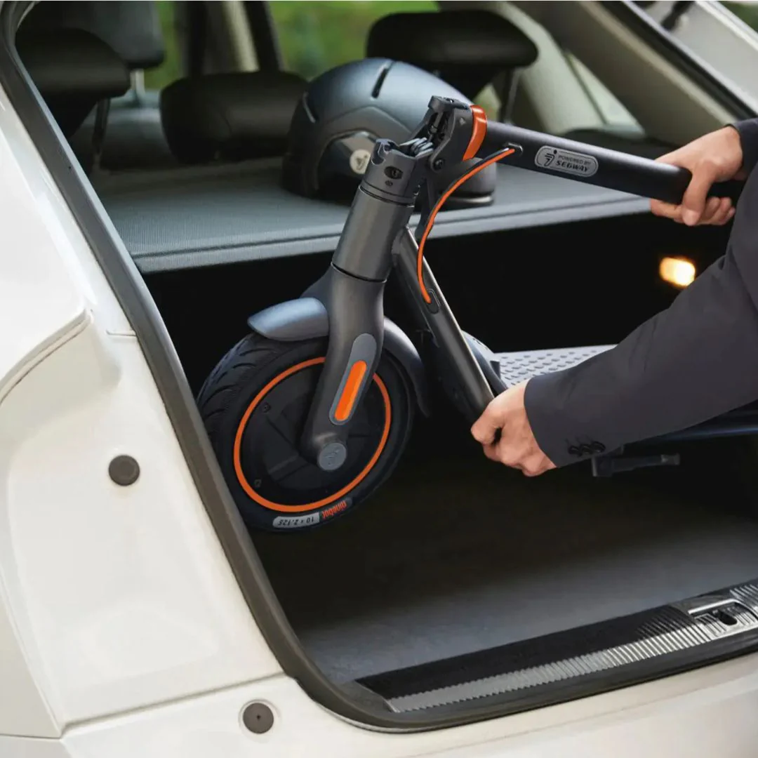 Segway - Ninebot F35 Electric Scooter with 24.9 Max Operating Range & 18.6 mph Max Speed - Black  - AA.00.0012.92 - Excellent Condition - Image 7